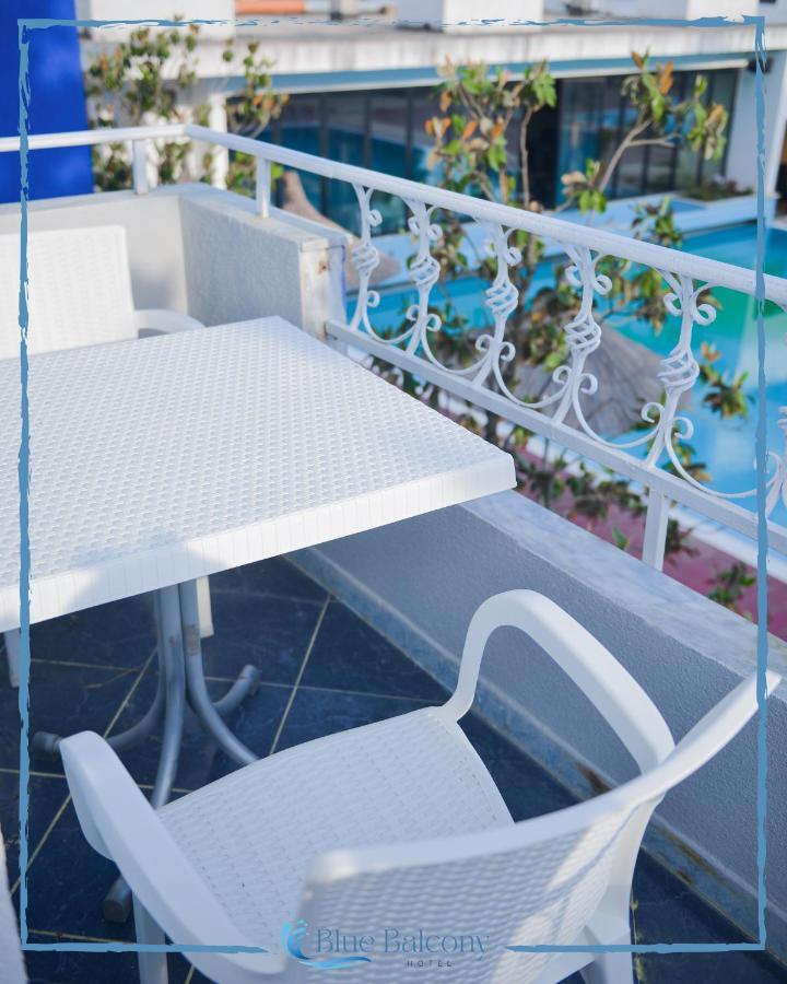 Blue Balcony Hotel Голем Екстер'єр фото