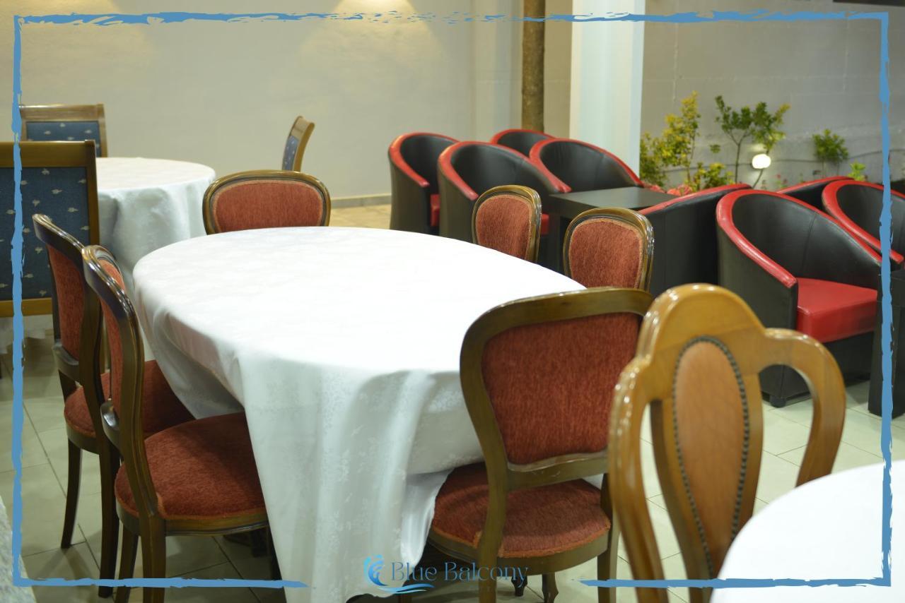 Blue Balcony Hotel Голем Екстер'єр фото